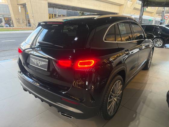 MERCEDES-BENZ GLA 200 1.3 GCI GASOLINA AMG LINE 7G-DCT